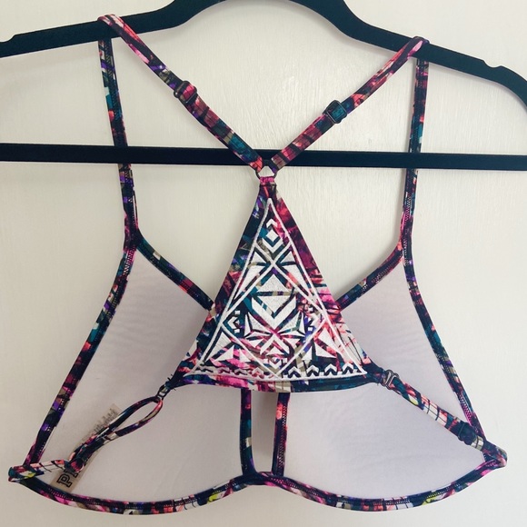 VS PINK Triangle PushUp Bikini Top🖤 - Picture 3 of 5